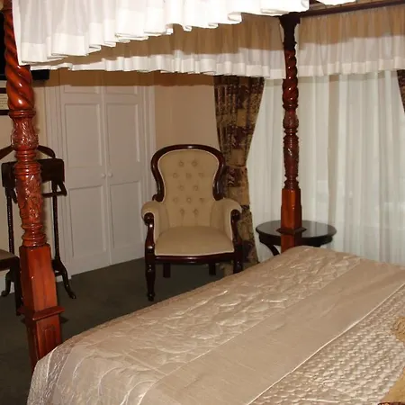 Emmet House Bed & Breakfast