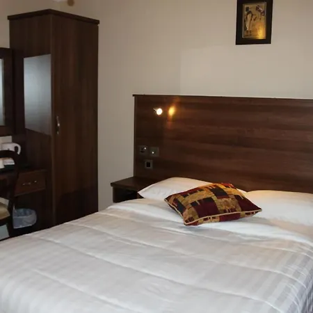 Emmet House Bed and breakfast