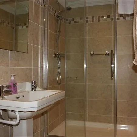 Emmet House Bed & Breakfast 3*