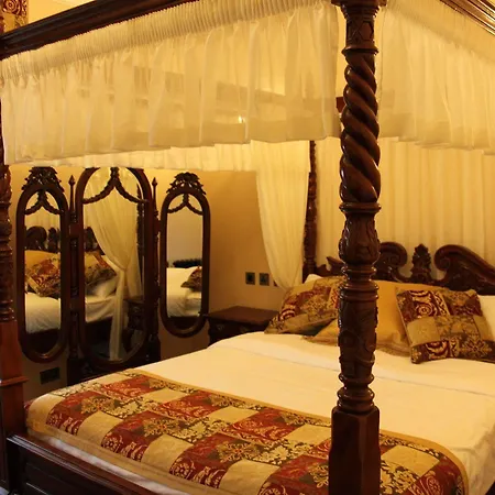 Bed & Breakfast Emmet House 3*