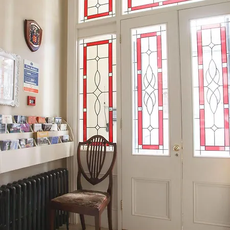 Emmet House Bed & Breakfast 3*